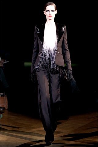 tailleur vampire look by givenchy 2010