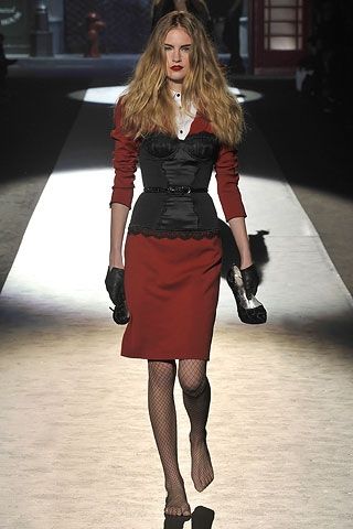 Modello donna AI 2008 2009 by DSquared