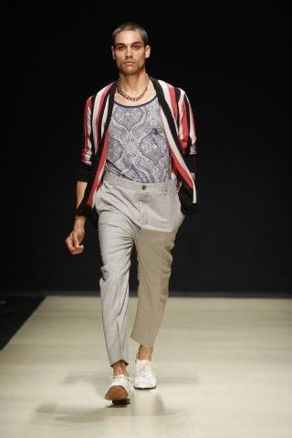 Moda uomo pe 2009 Vivienne Westwood