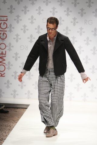 Romeo Gigli collezione moda uomo pe 2009