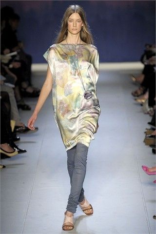 Completo Donna Spring Summer 2009 Moschino Cheap&Chic